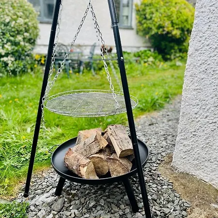 Quirky Cottage, Cosy Grade Ii Listed 2 Bed Troutbeck Bridge Lejlighed *